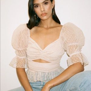 LPA puff sleeve top